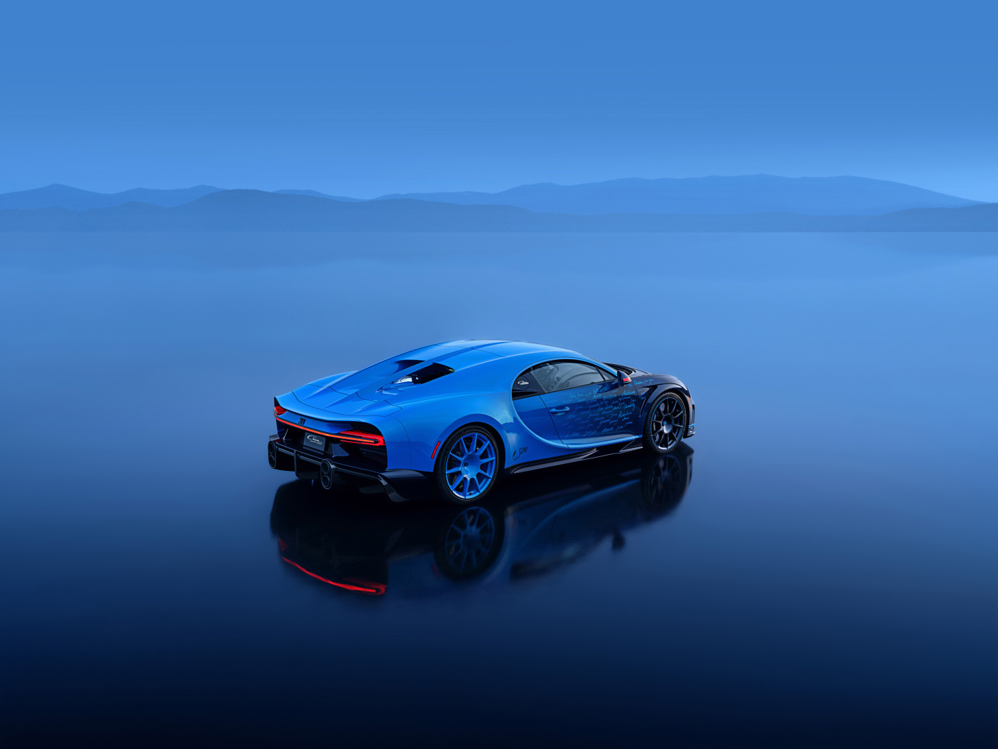 SMALL_03 BUGATTI_l_ultime – last CHIRON